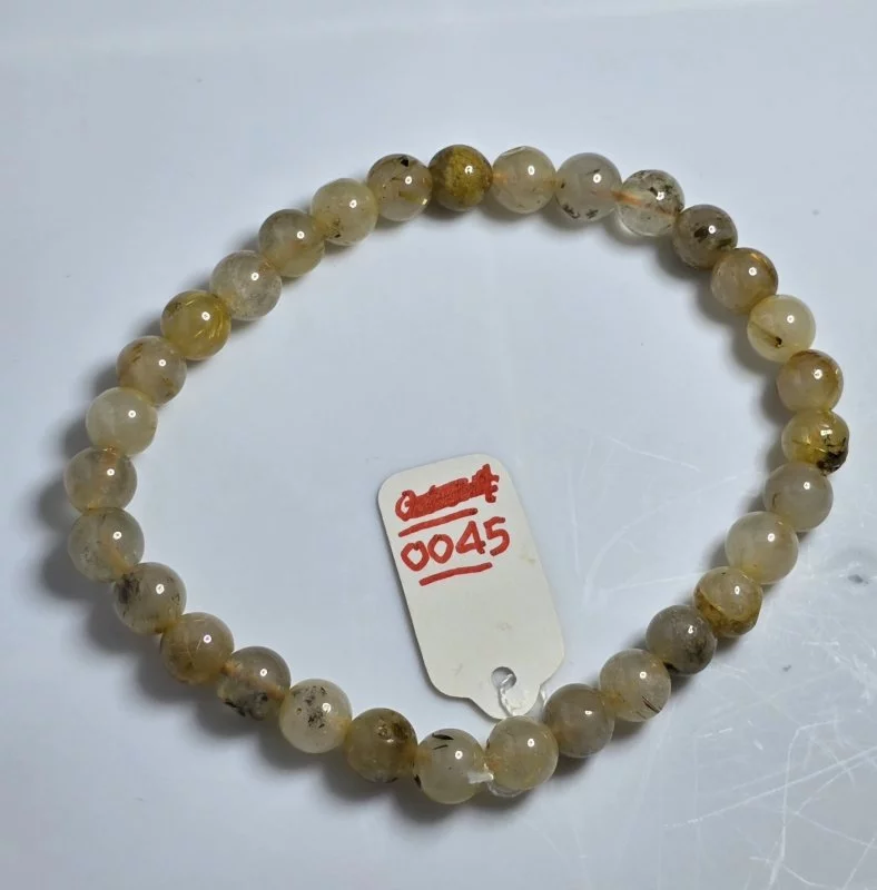 Golden Rutilated Quartz (ไหมเศรษฐี)