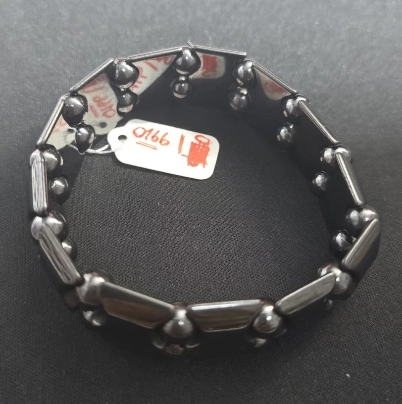 Hematite (เฮมาไทต์)