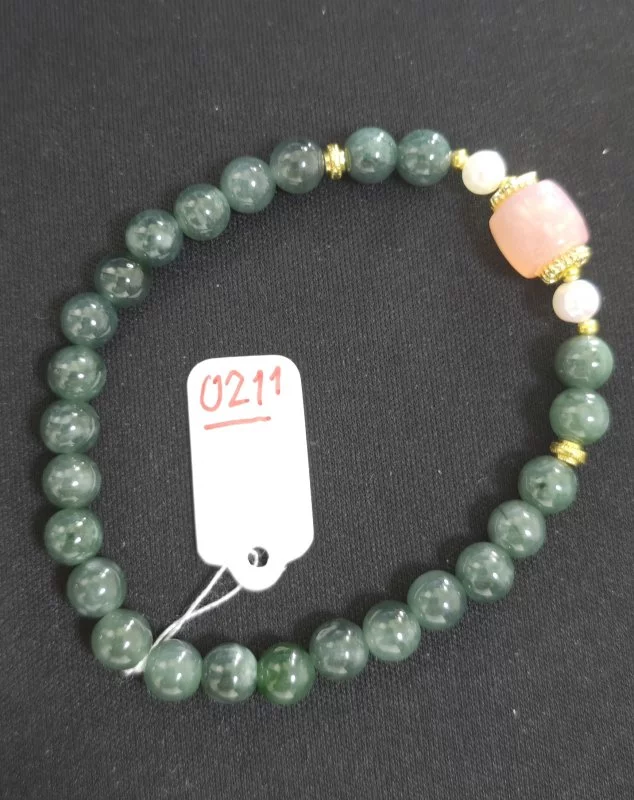 Green Jade (หยกเขียว)