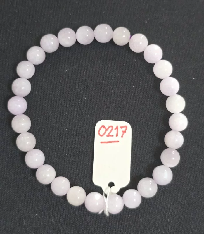 Kunzite  (คุนไซต์)