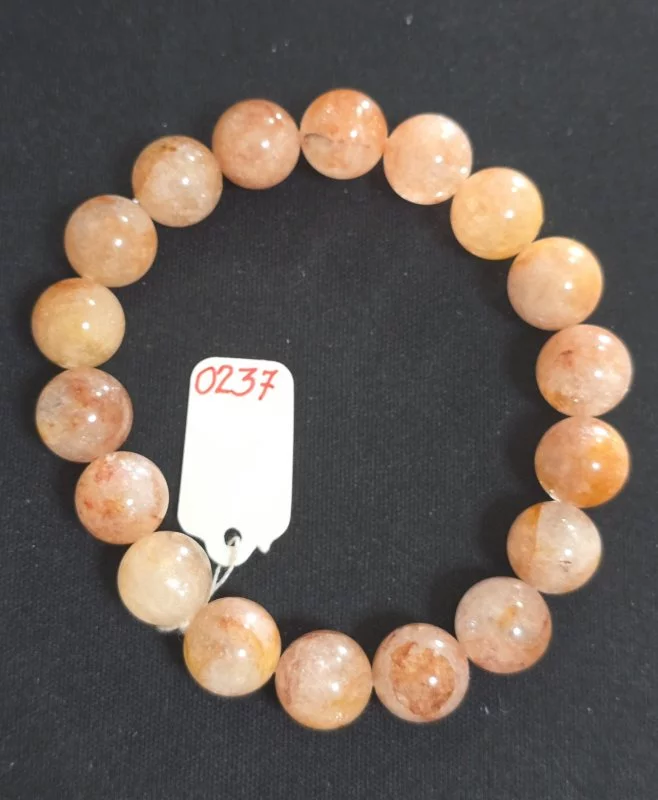 Hematoid Quartz (เฮมาทอยด์ ควอตซ์)