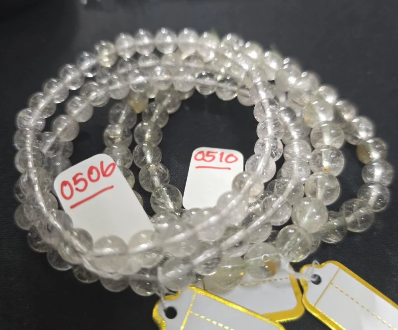 Clear Quartz (เคลียร์ ควอตซ์)