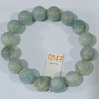 Jade (หยก)