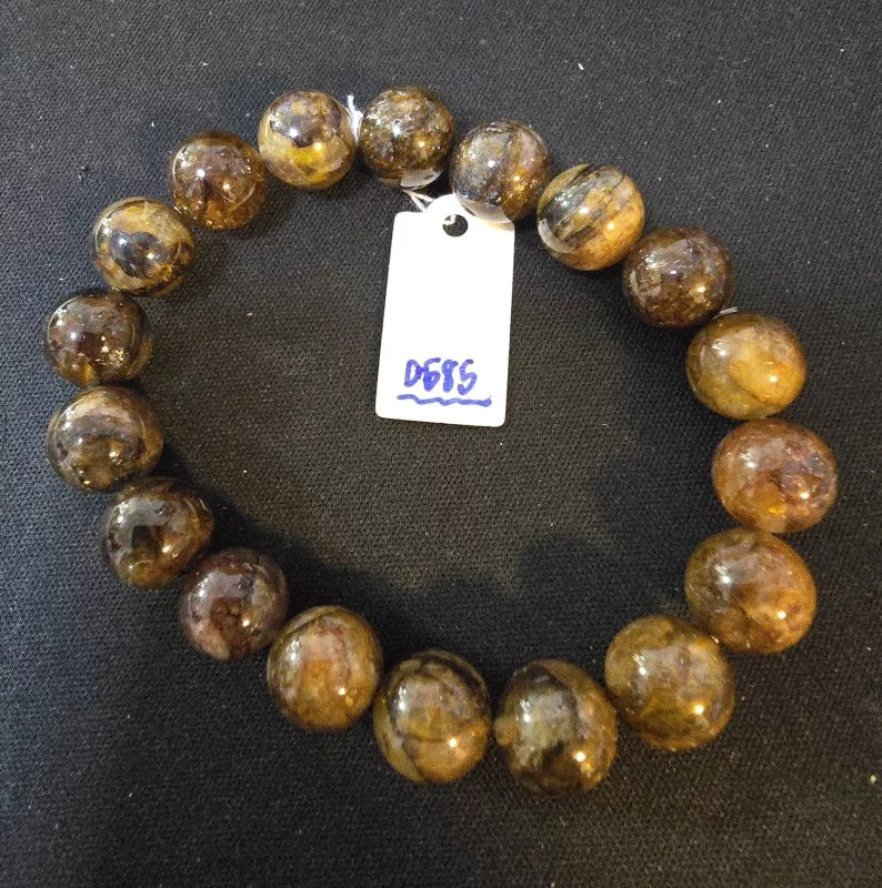 Red Hematoid Quartz (เรด เฮมาทอยด์ ควอตซ์)