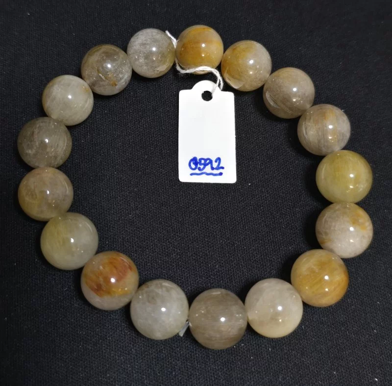 3 Colors Hair Quartz (ไหมพิรุณ 3 สาย)
