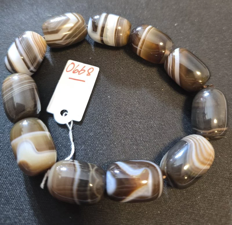 Botswana Agate (บอตสวานา อาเกต)