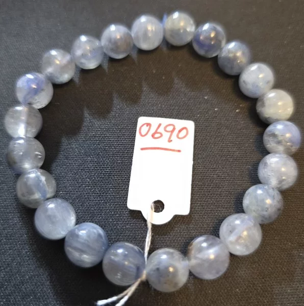 Blue Kyanite (บลู ไคยาไนต์)