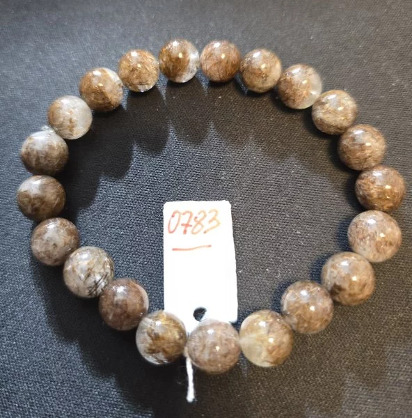 Red Rutilated Quartz (ไหมแดง)