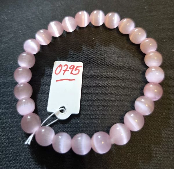 Pink Cat's Eye (พิงก์ แคตอาย)