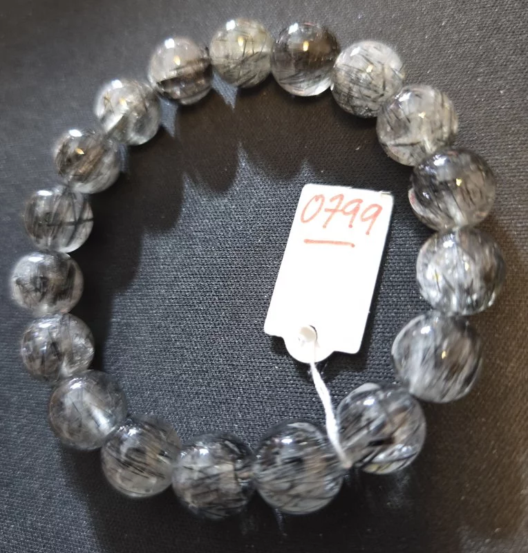 Black Rutilated Quartz (ควอตซ์ไหมสีดำ)