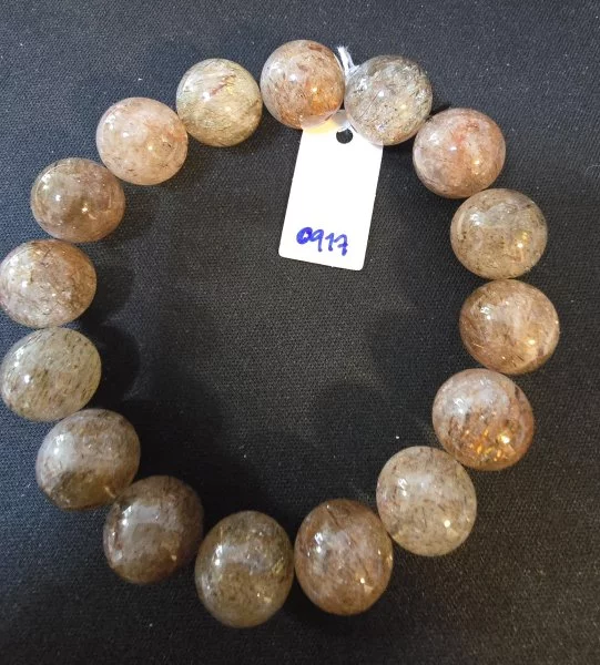 Two-Tone Rutilated Quartz (ไหม 2 สี)