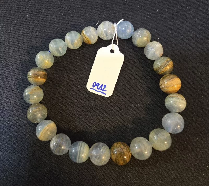 Blue Chalcedony (บลูคาซิโดนี)