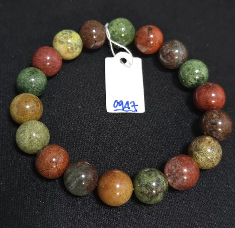 5 Colored Quartz (แก้วโป่งข่าม 5 สี)