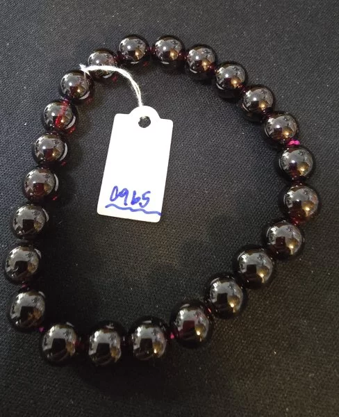 Garnet (การ์เนต)