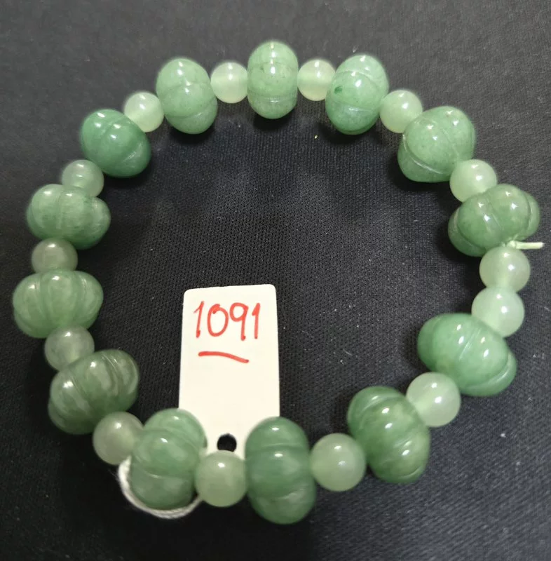 Green Aventurine (กรีน อะเวนจูรีน)