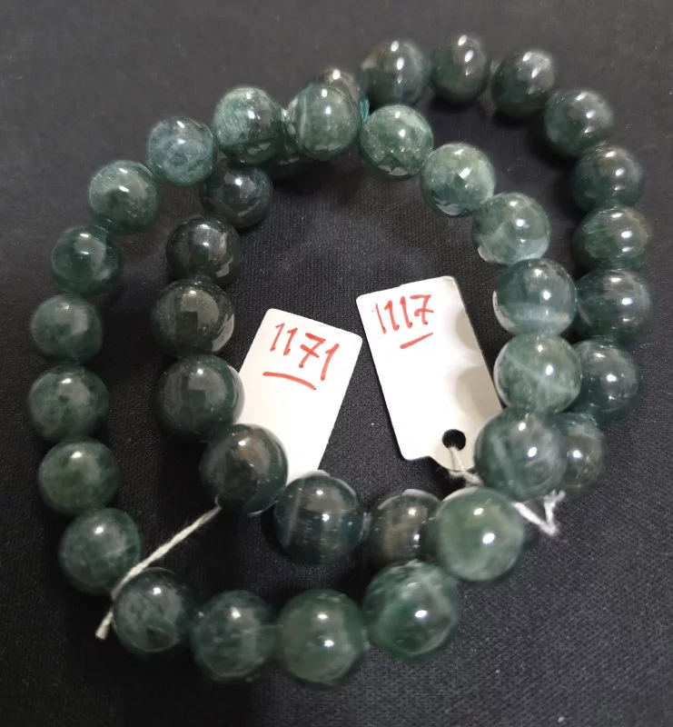 Green Apatite (กรีน อาพาไทต์)