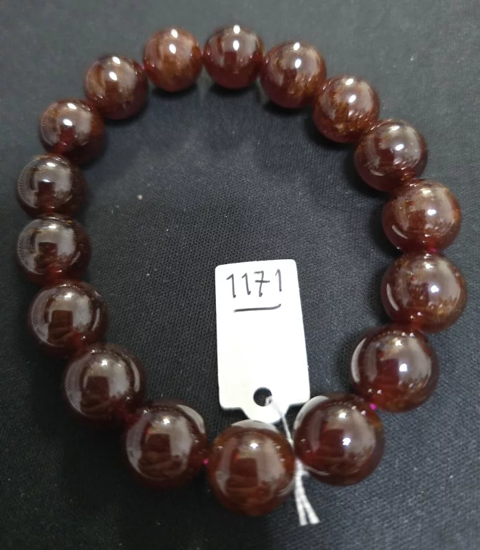 Orange Garnet (โกเมนส้ม)
