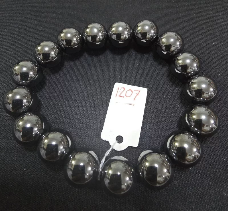 Hematite (เฮมาไทต์)