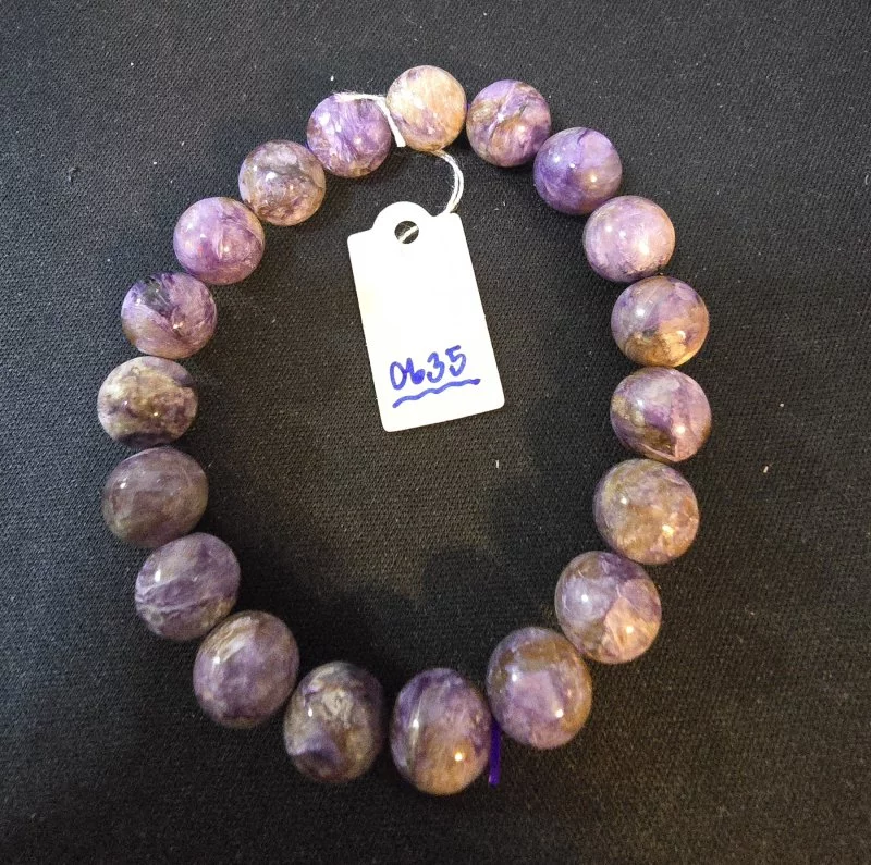 Charoite (ชาโรไอต์)