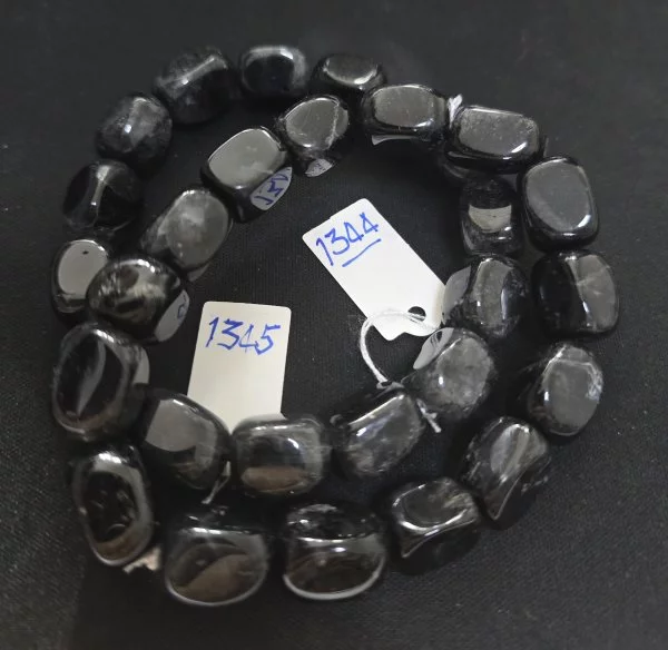 Black Rutilated Quartz (ควอตซ์ไหมสีดำ)