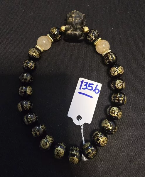 Jewelry  (เครื่องประดับ)