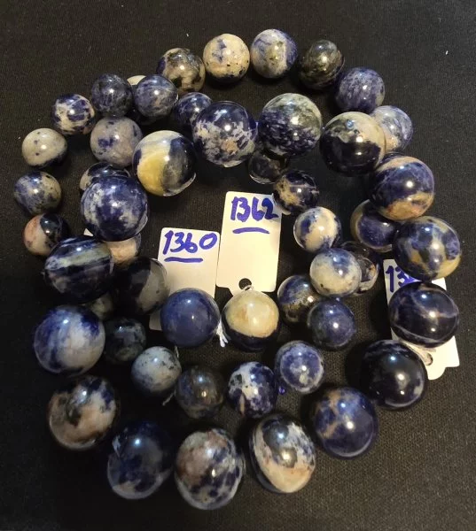 Sodalite (โซดาไลต์)
