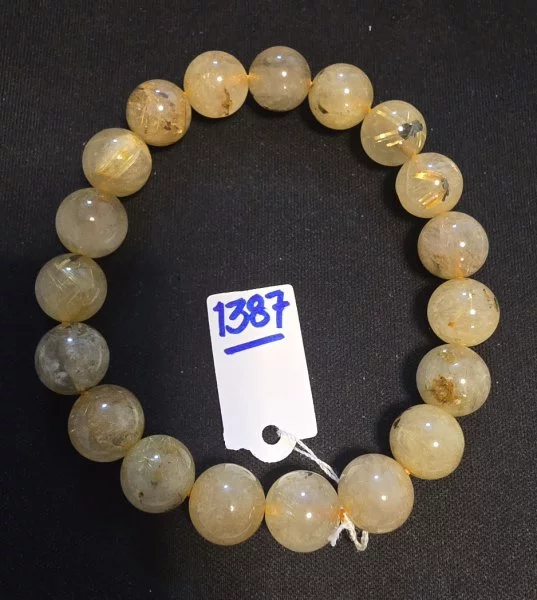 Golden Rutilated Quartz (ไหมเศรษฐี)