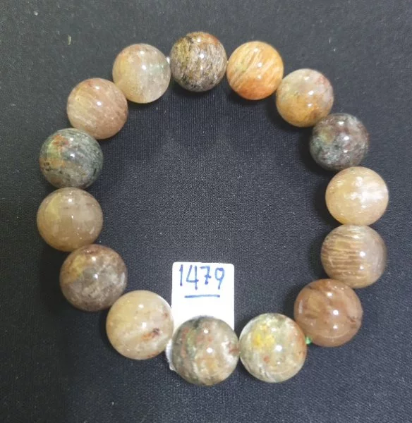 Phantom Quartz (ควอตซ์เงา)