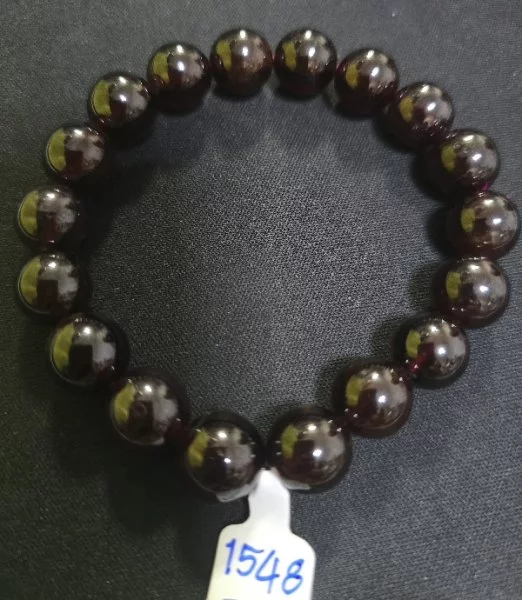 Orange Garnet (โกเมนส้ม)