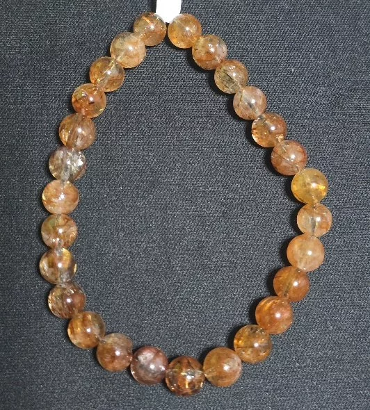 Red Rutilated Quartz (ไหมแดง)
