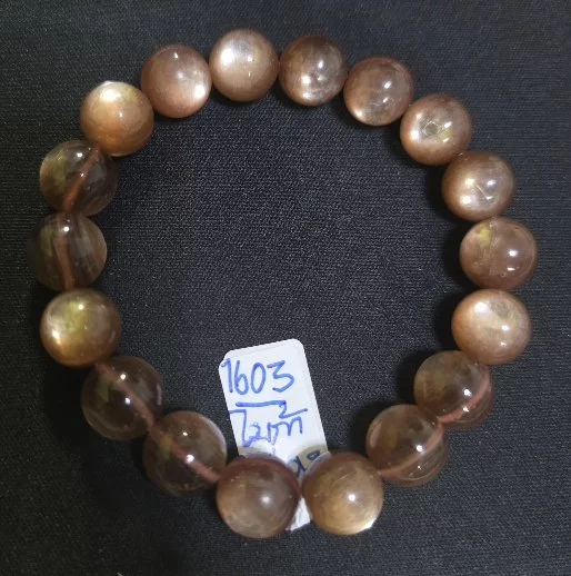Brown Mica (ไมก้าน้ำตาล)