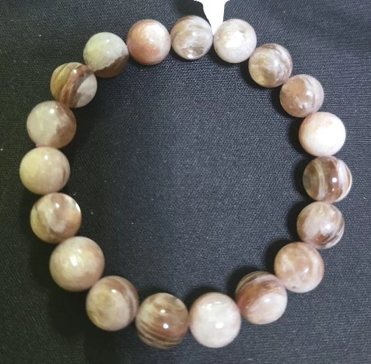 Brown Mica (ไมก้าน้ำตาล)