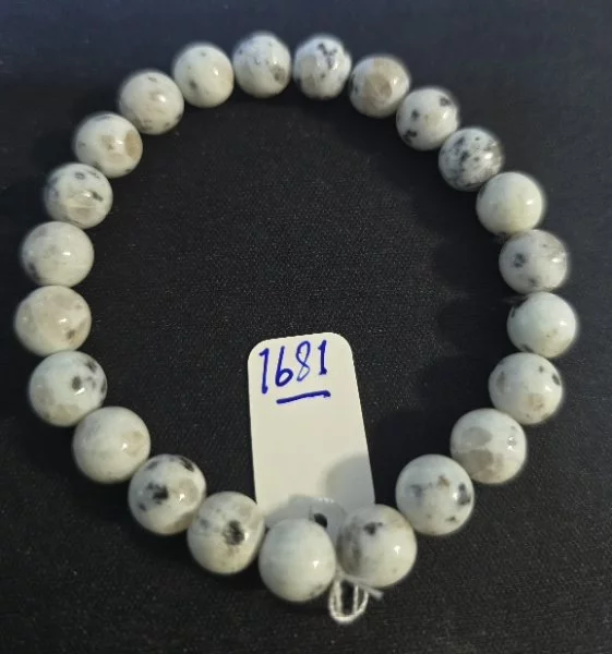 Kiwi Jasper (คีวี แจสเปอร์ )