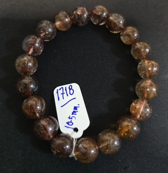 Emperor Golden Rutilated Quartz (ไหมเศรษฐีจักรพรรดิ)