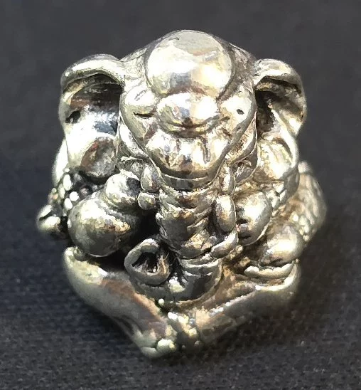 Jewelry  (เครื่องประดับ)