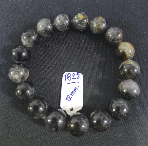 Black Rutilated Quartz (ควอตซ์ไหมสีดำ)