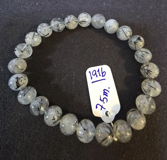 Black Rutilated Quartz (ควอตซ์ไหมสีดำ)