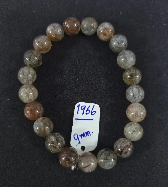 Golden Rutilated Quartz (ไหมเศรษฐี)