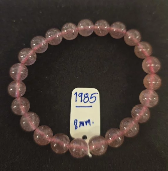 Pink Strawberry Quartz (พิงค์ สตรอว์เบอร์รี ควอตซ์)
