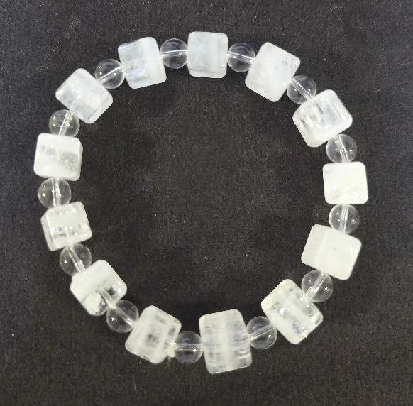 Himalayan Quartz (หิมาลัย ควอตซ์)