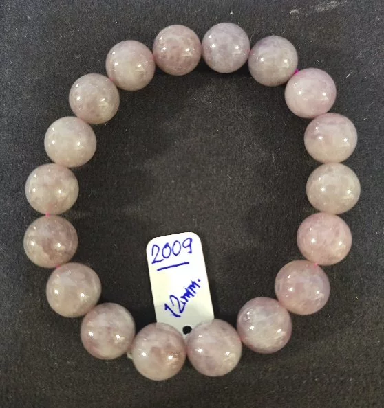 Madagascar Rose Quartz (มาดากัสการ์ โรส ควอตซ์)
