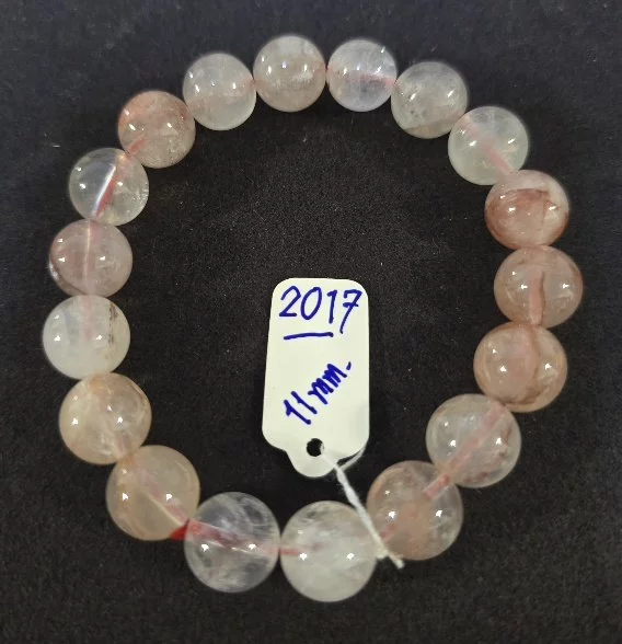 Pink Hematoid Quartz (พิงค์ เฮมาตอยด์ ควอตซ์ )