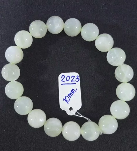 Green Moonstone (กรีน มูนสโตน)