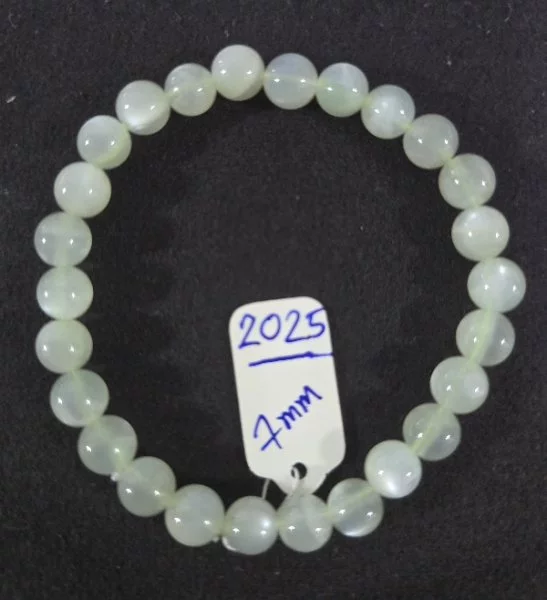 Green Moonstone (กรีน มูนสโตน)