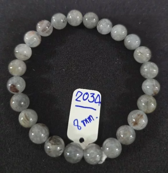 Silver Needle Quartz (ไหมพิรุณ)