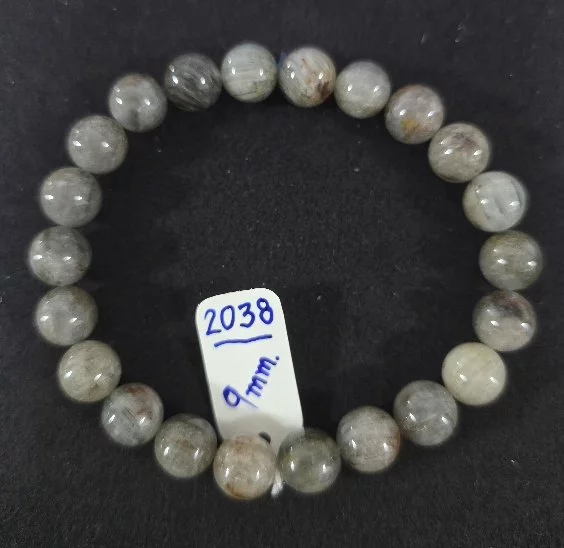 Silver Needle Quartz (ไหมพิรุณ)