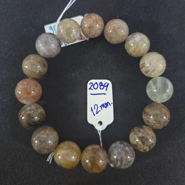 Phan Chan Quartz (แก้วโป่งข่ามพันชั้น)