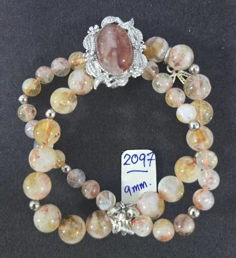 Hematoid Quartz (เฮมาทอยด์ ควอตซ์)