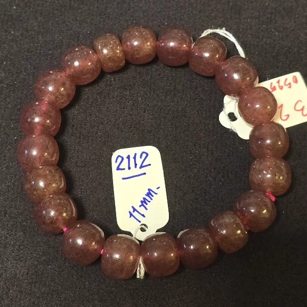 Strawberry Quartz (สตรอเบอร์รี่ ควอตซ์)