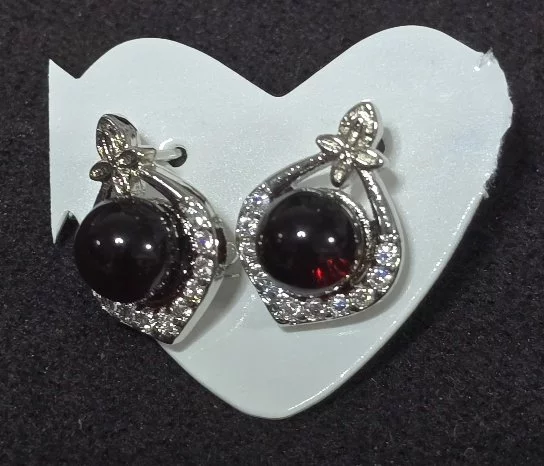 Jewelry  (เครื่องประดับ)